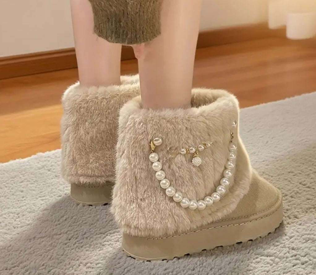Elegant Ankle Winter Snow Moccasin Boots Faux Fur-like Lining & Pearl Detailing
