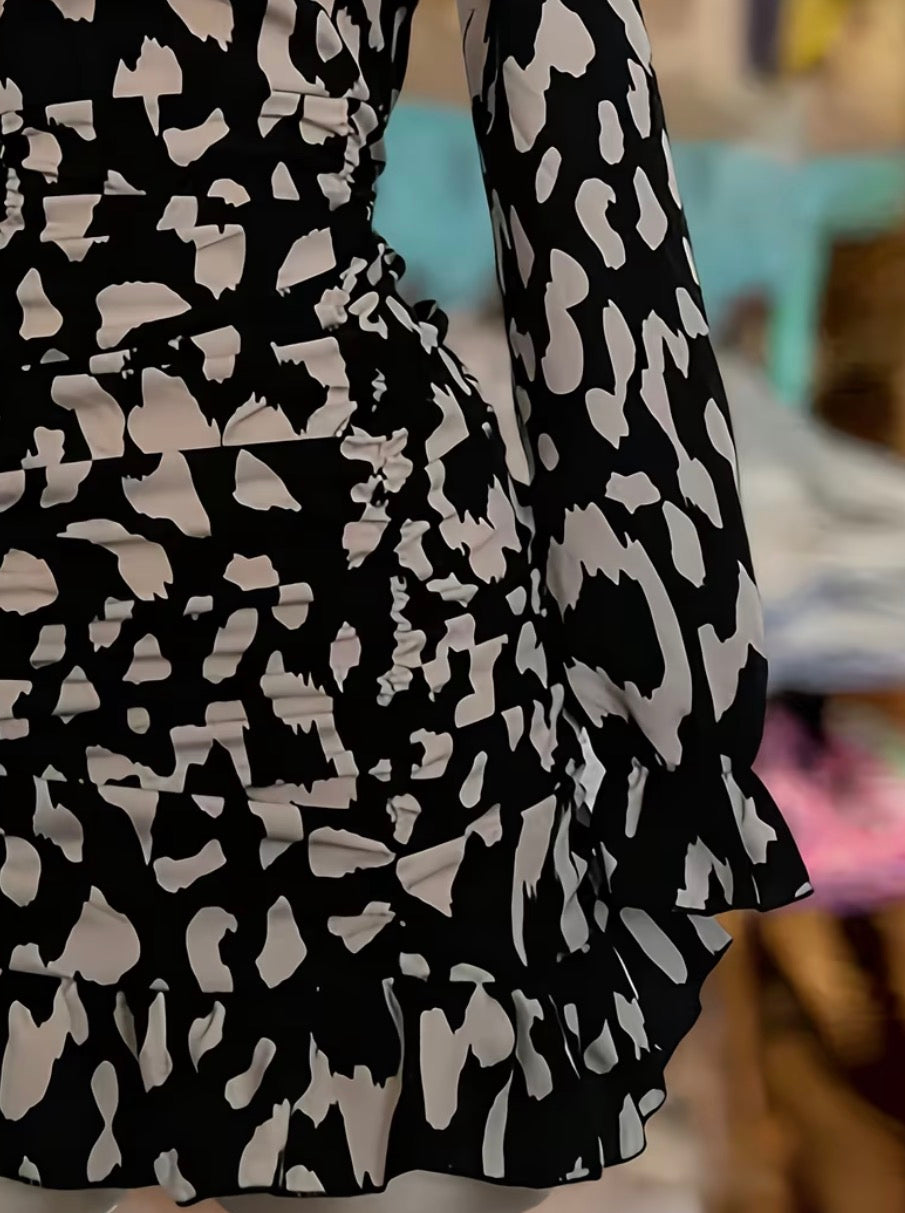 Leopard Print Bodycon Mini Dress | Elegant High Neck, Long Sleeve

 