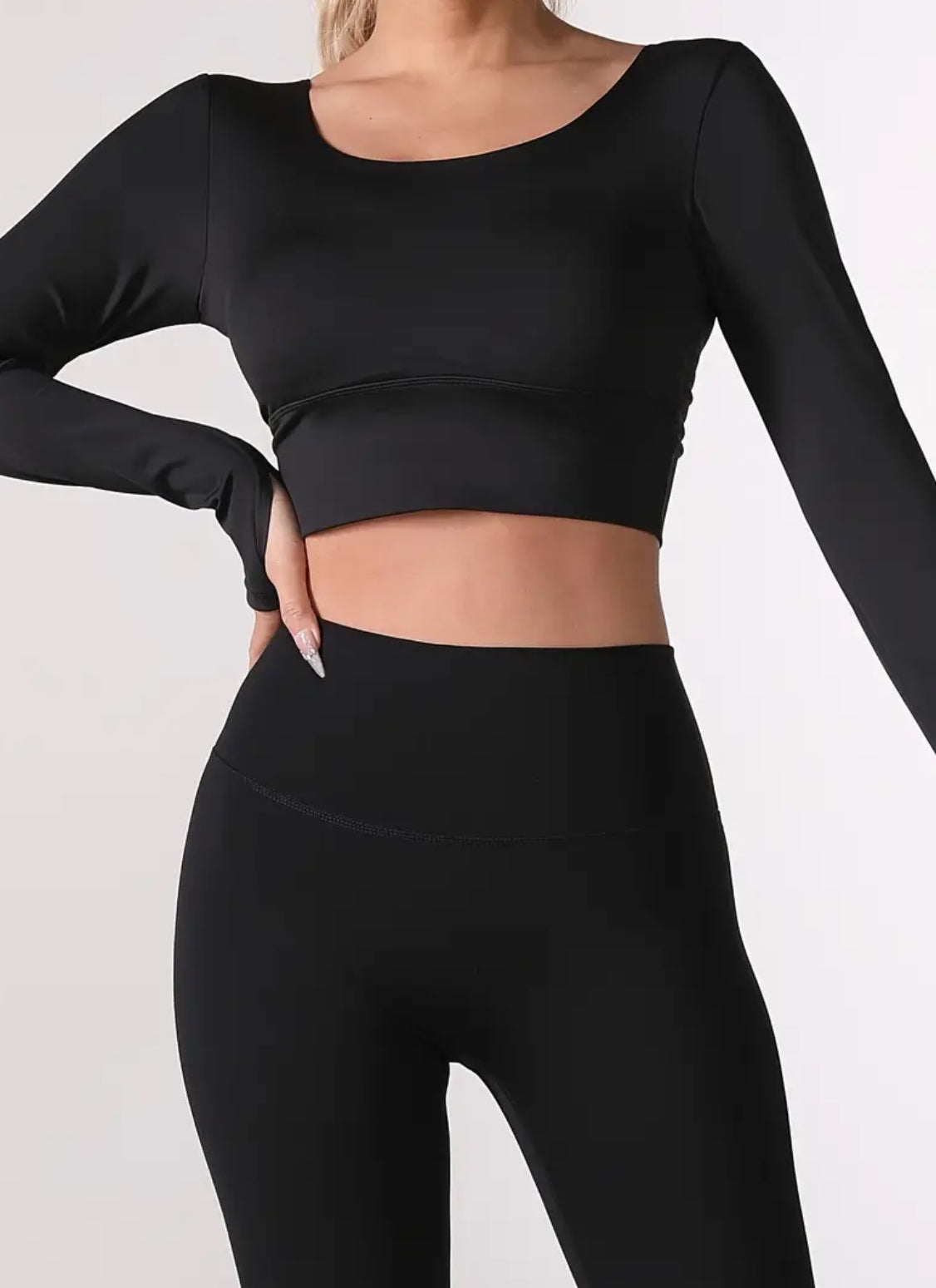 Yoga Sports Bra with Built-in Pads | Long Sleeve Back Crisscross Strap Design