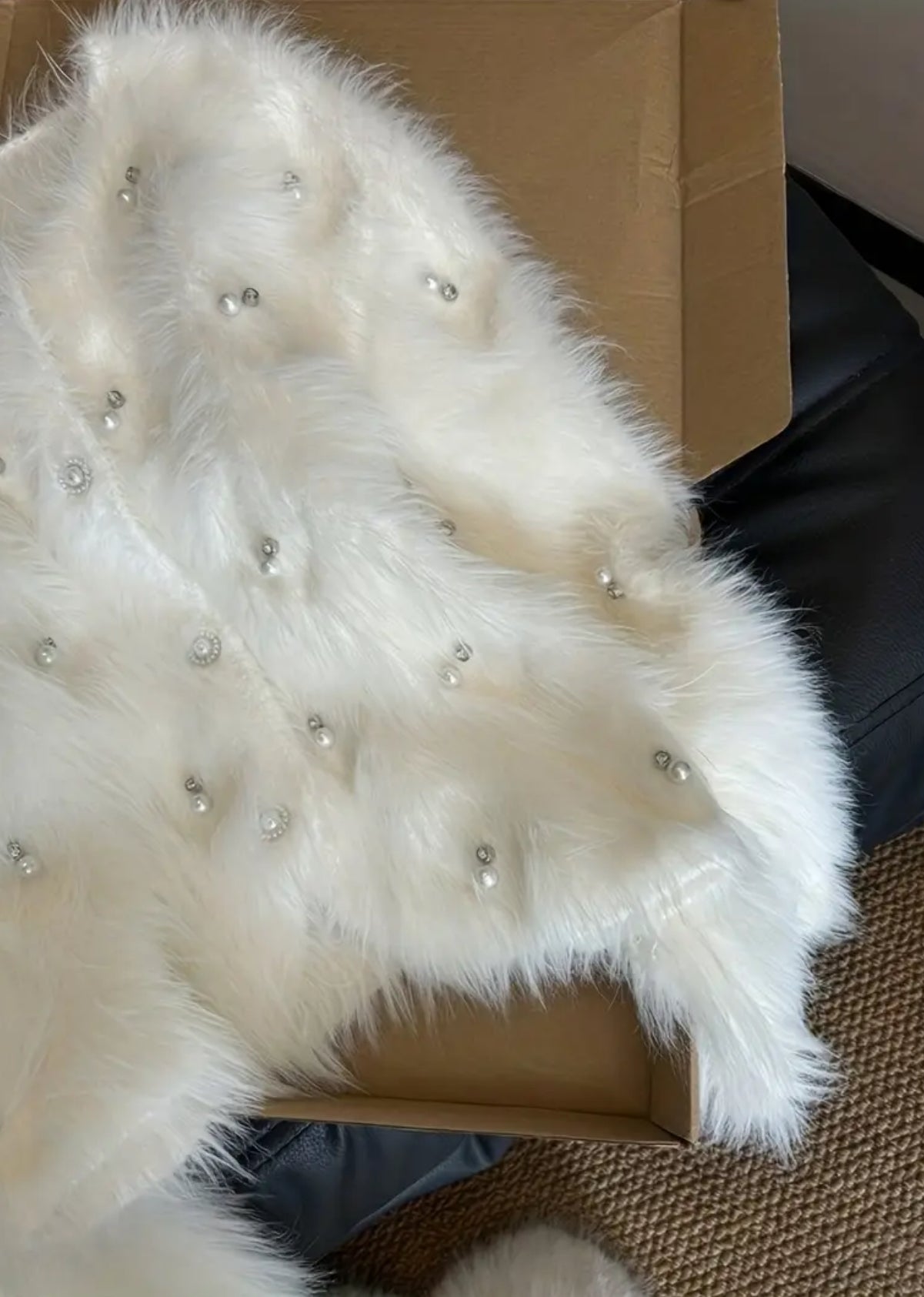 Luxury Pure White Beaded Women's Sweater Jacket