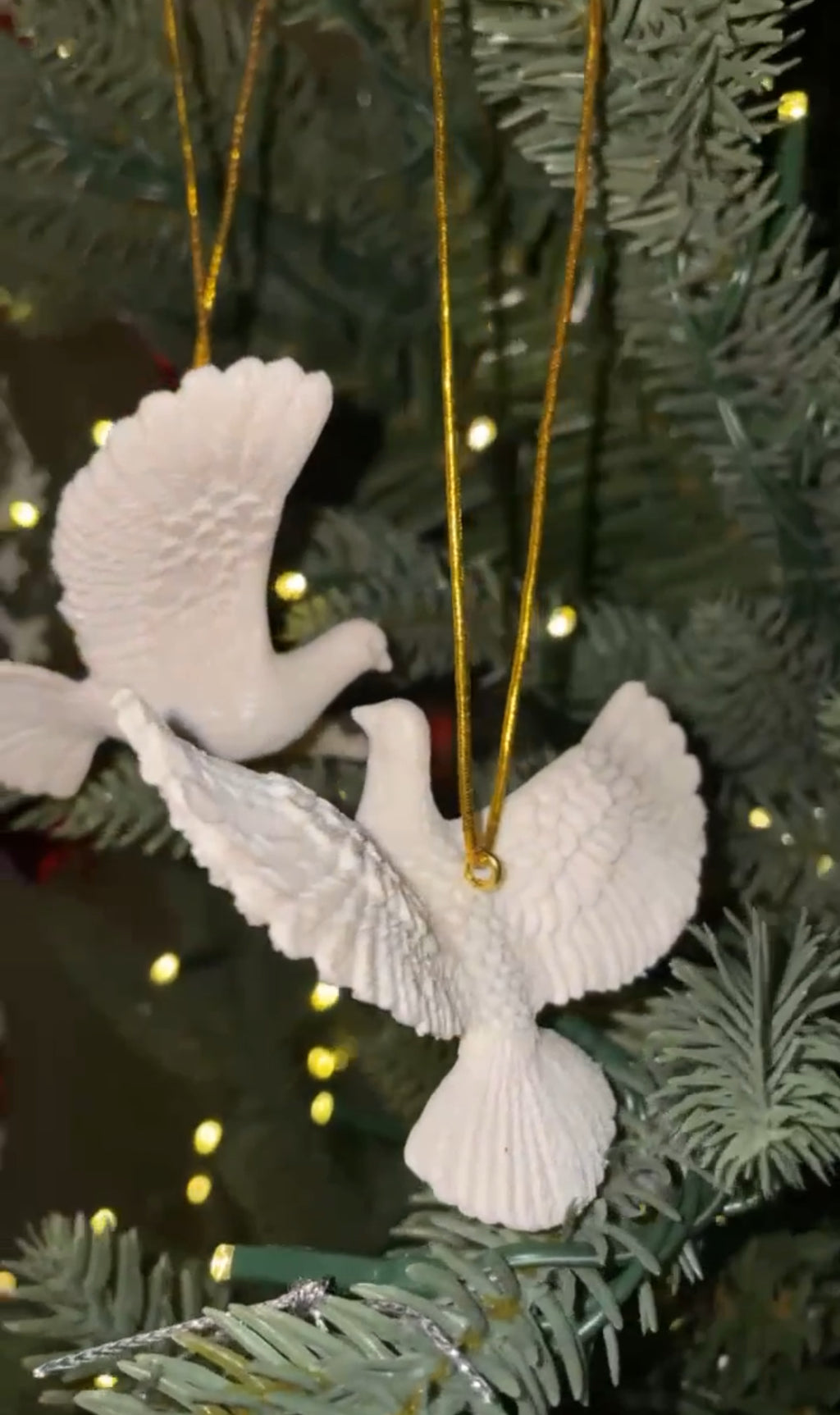 “Home Alone Doves” Resin/2pcs Charming Dove Ornaments/Peace Doves/ Decoration for All Occasions
