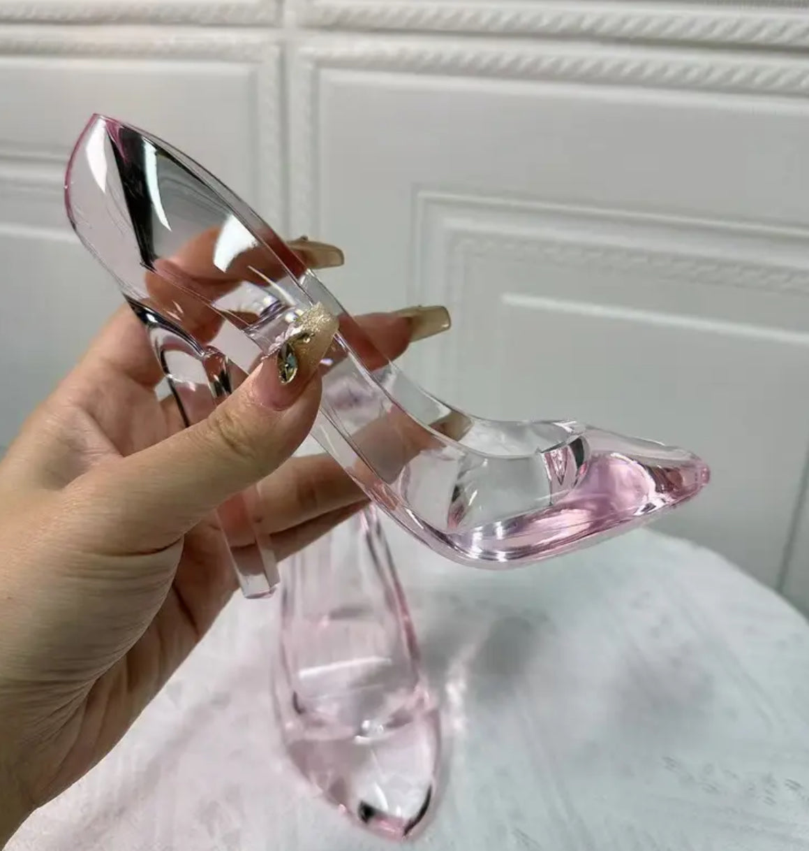 Elegant Acrylic Crystal Shoe Ornament | Transparent Jewelry Organizer or Birthday /Home Decor