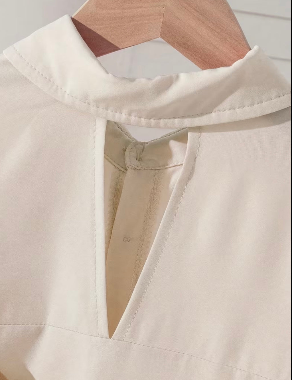 Girls' Long Sleeve Blouse with Hollow-Out Back & Decorative Bow 