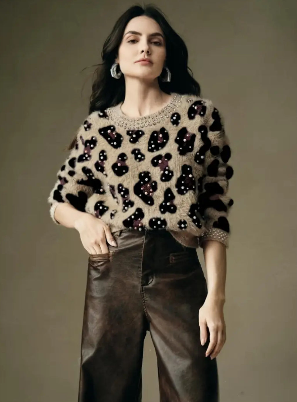 Glamorous Leopard Rhinestones & Beaded Pearls Accent Sweater