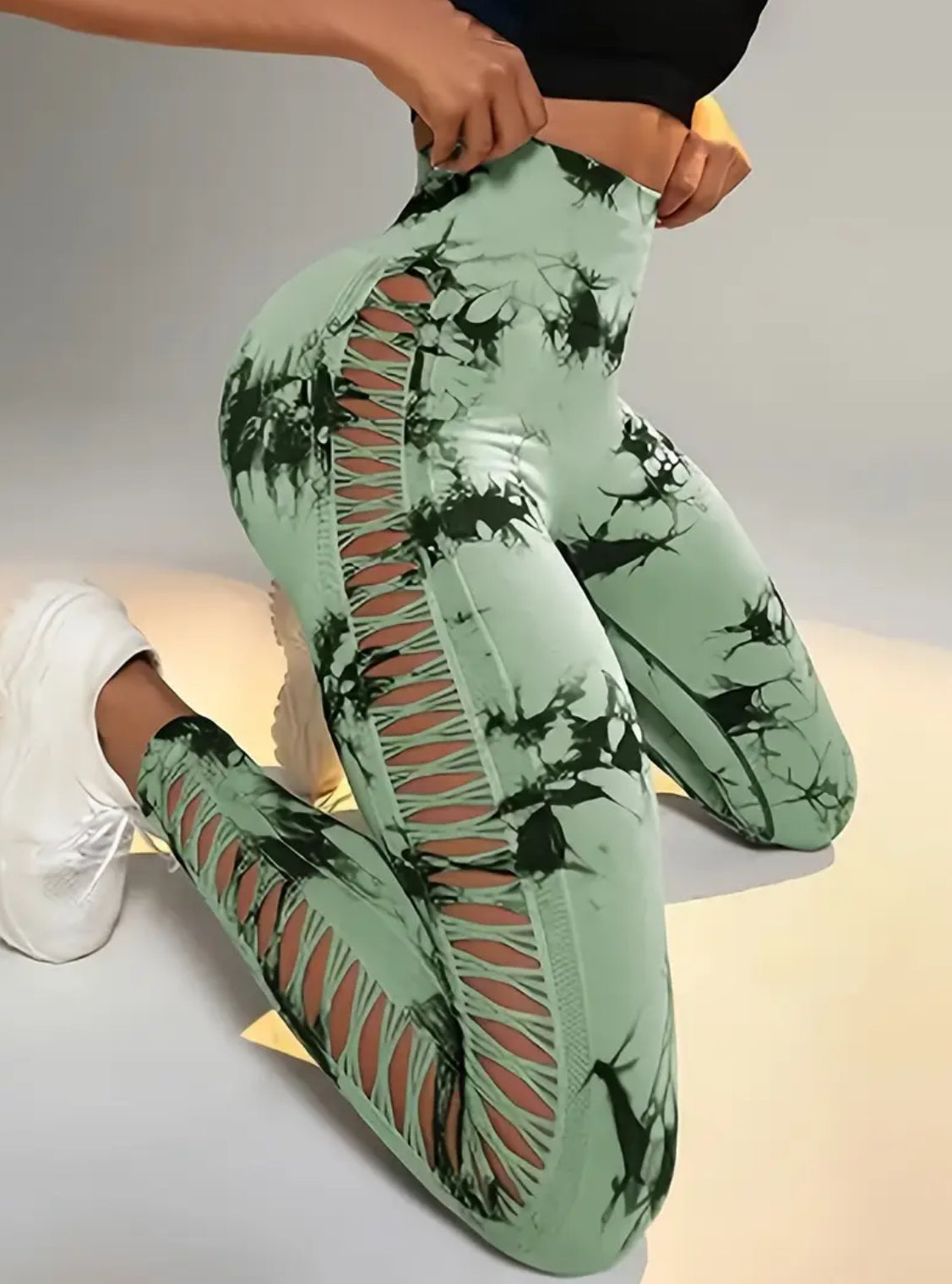 Women's High-Waisted Hollow-Out Tummy Control Yoga Pants | Seamless All-Season 