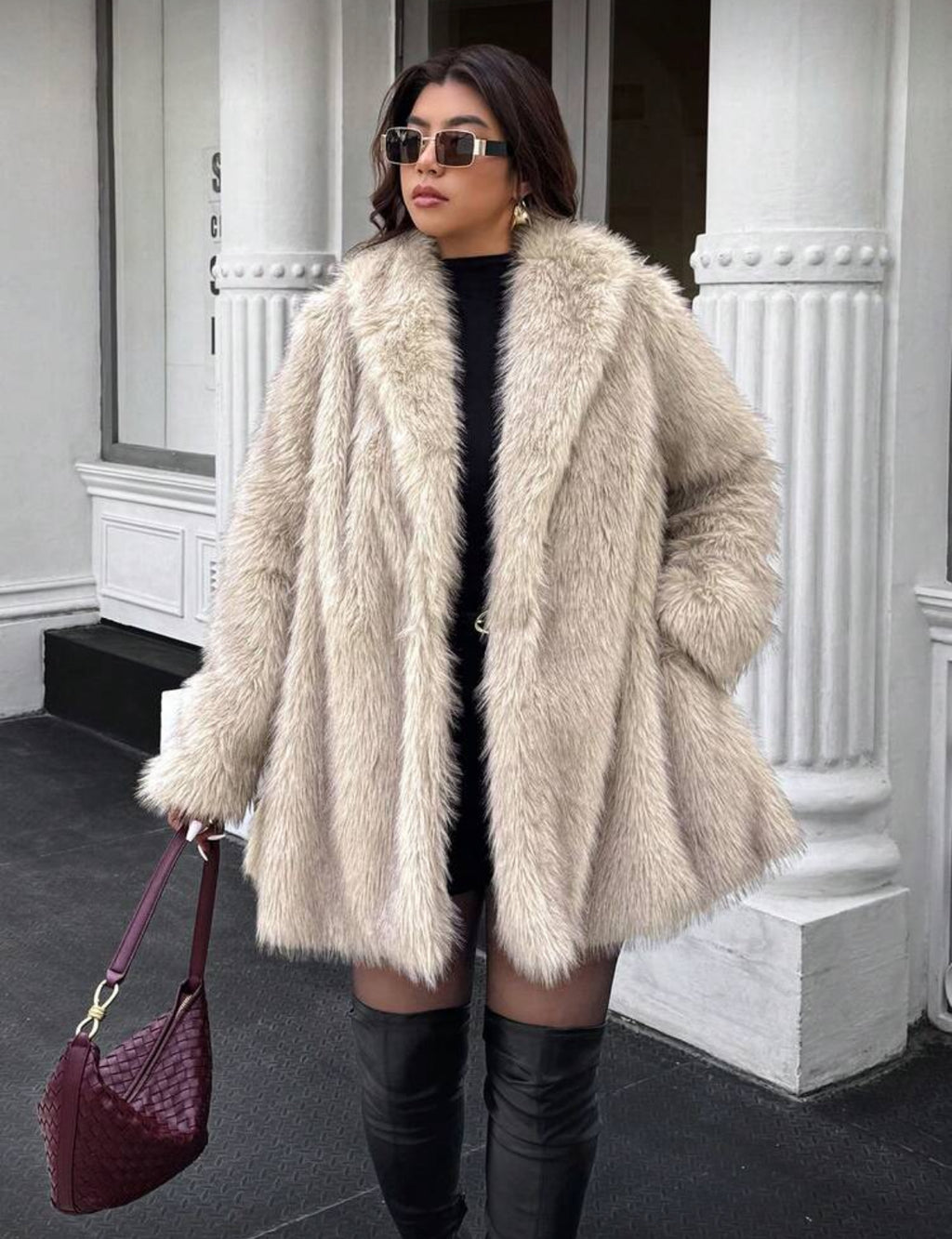 Women's Winter Plus Size Faux Fur Loose Fit Fashion Coat