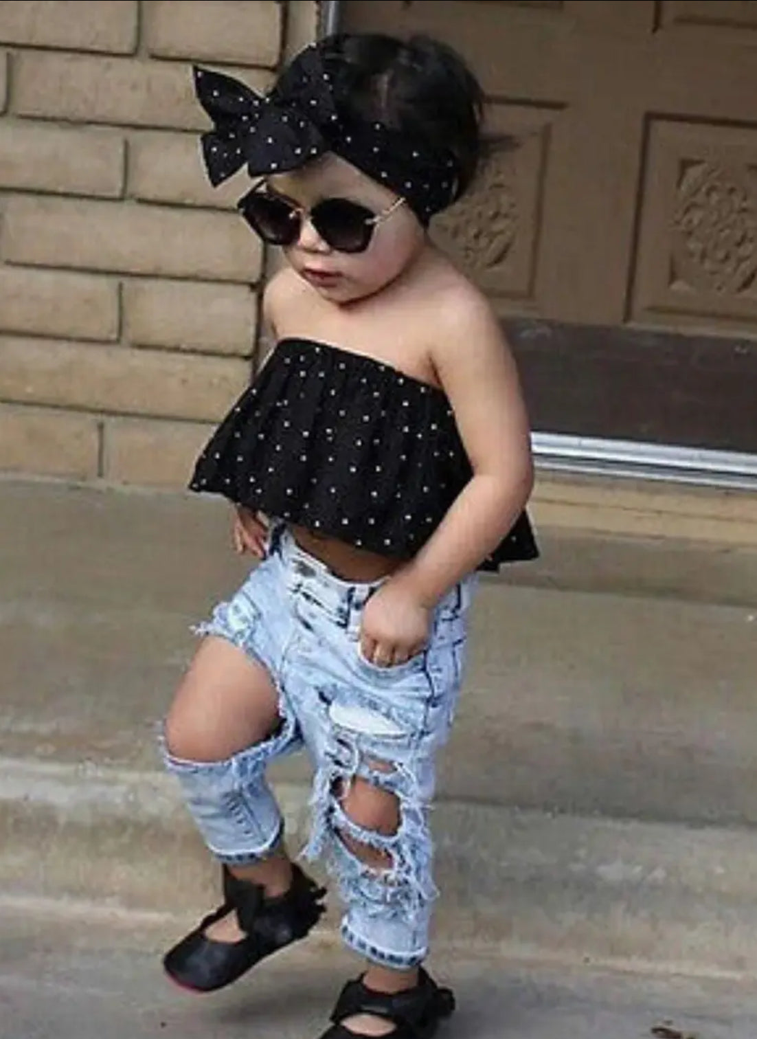 Baby Girls Outfit With An Off Shoulder Wave Point Top, Ripped Jeans & Cute Bow Headband
