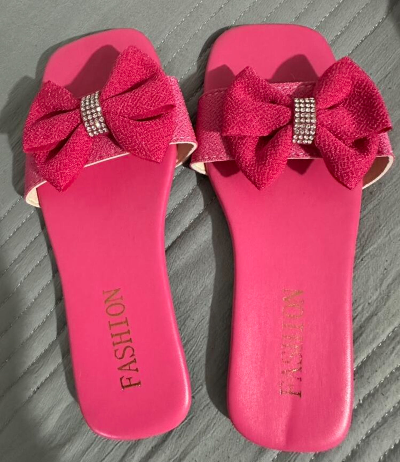 Girls “Bows & Rhinestones” Non-Slip Sandals