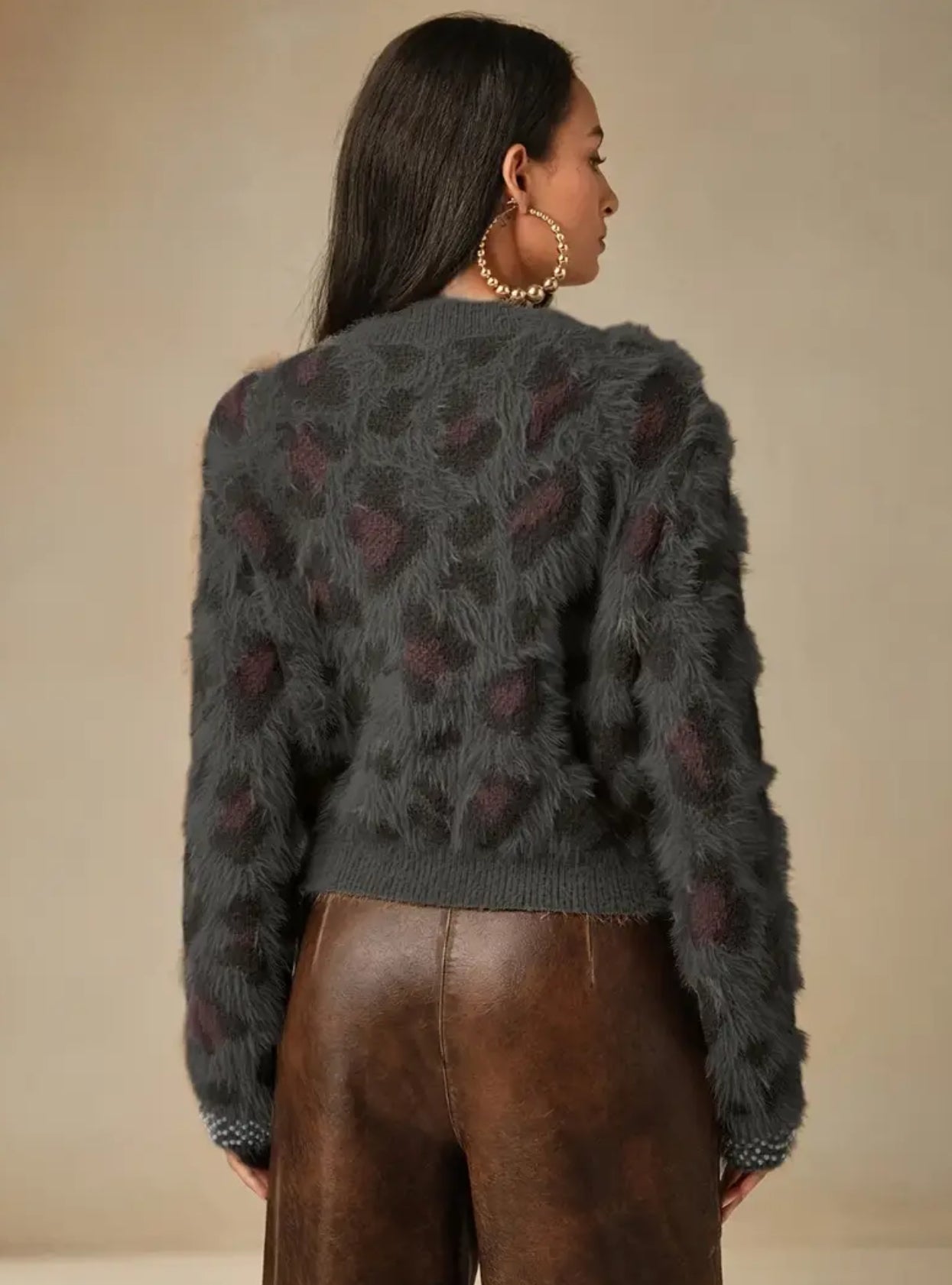Glamorous Leopard Rhinestones & Beaded Pearls Accent Sweater