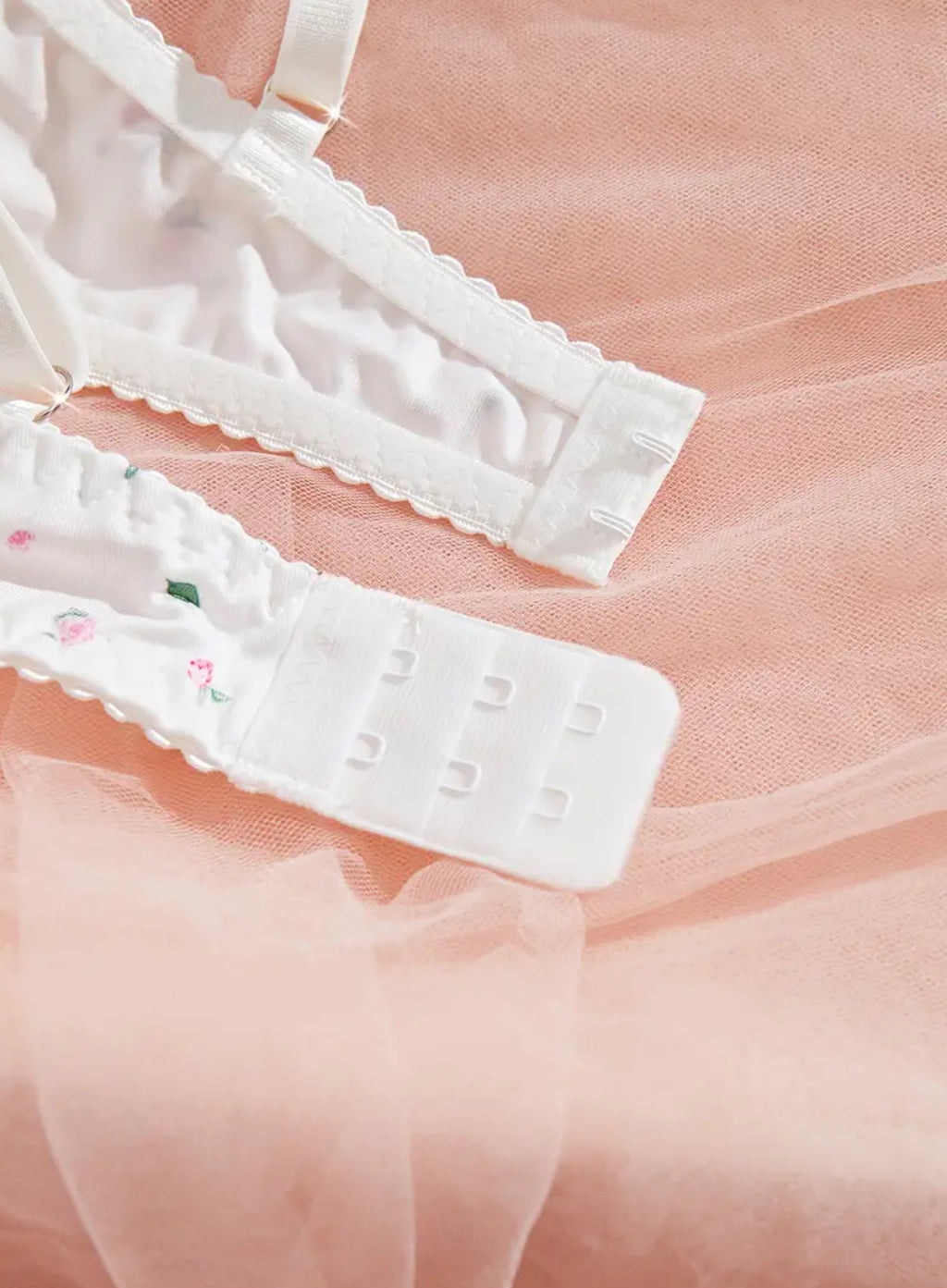 French Style Floral Lingerie Set with Steel Underwire Contrast Lace Trim