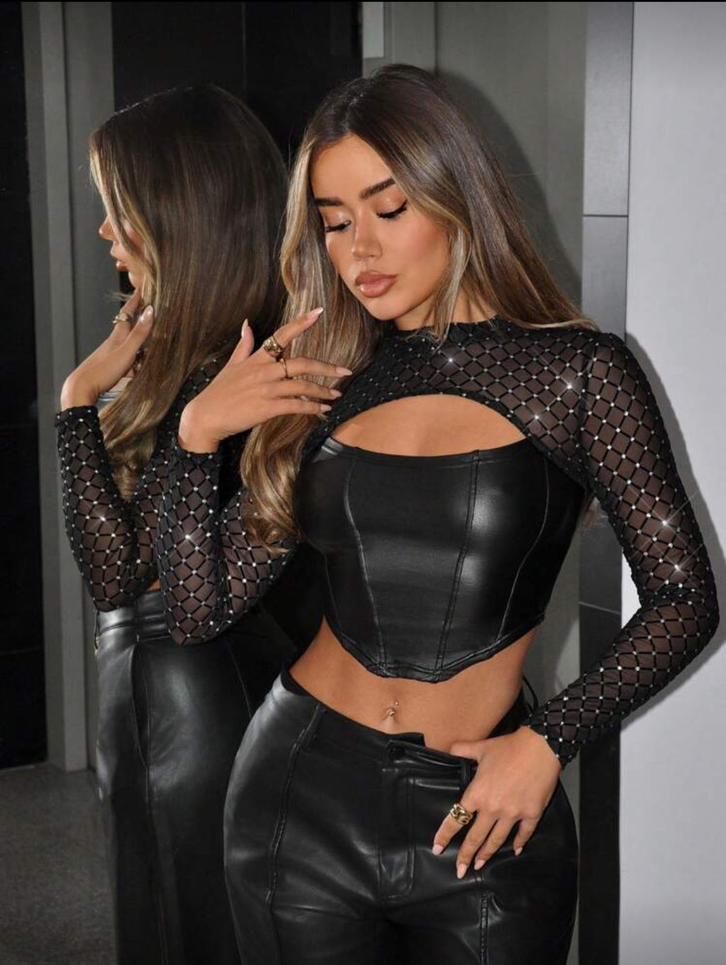 “Cold Heart” Open Chest - Slim Fit Long Sleeve Mesh Crop Top