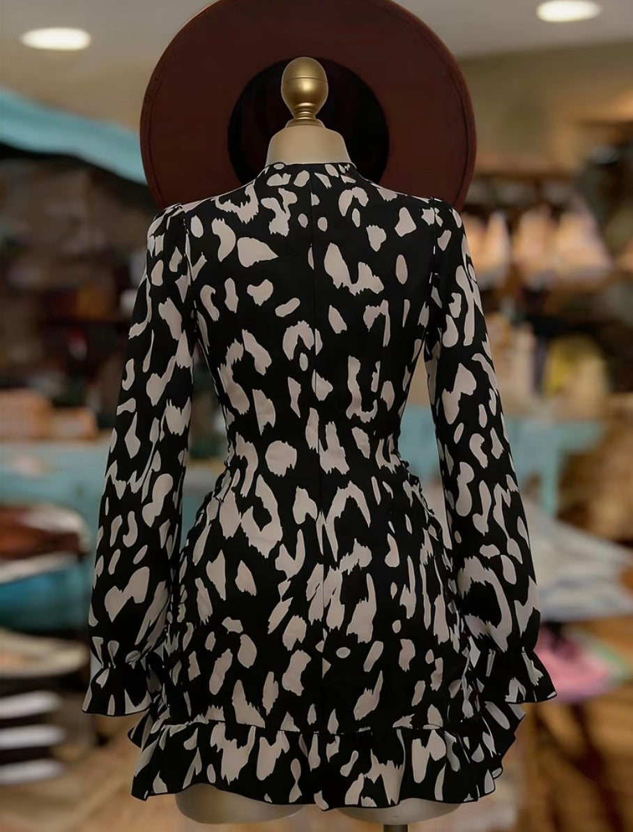 Leopard Print Bodycon Mini Dress | Elegant High Neck, Long Sleeve

 