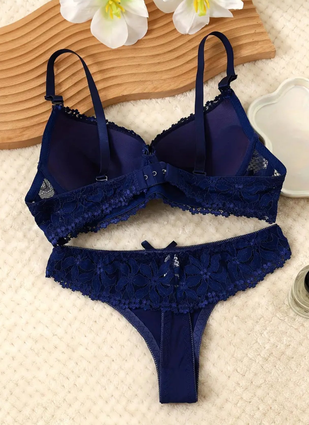 Intricate Luxury Floral Design Non-See-Through Push-Up Bra & Matching Thong Set