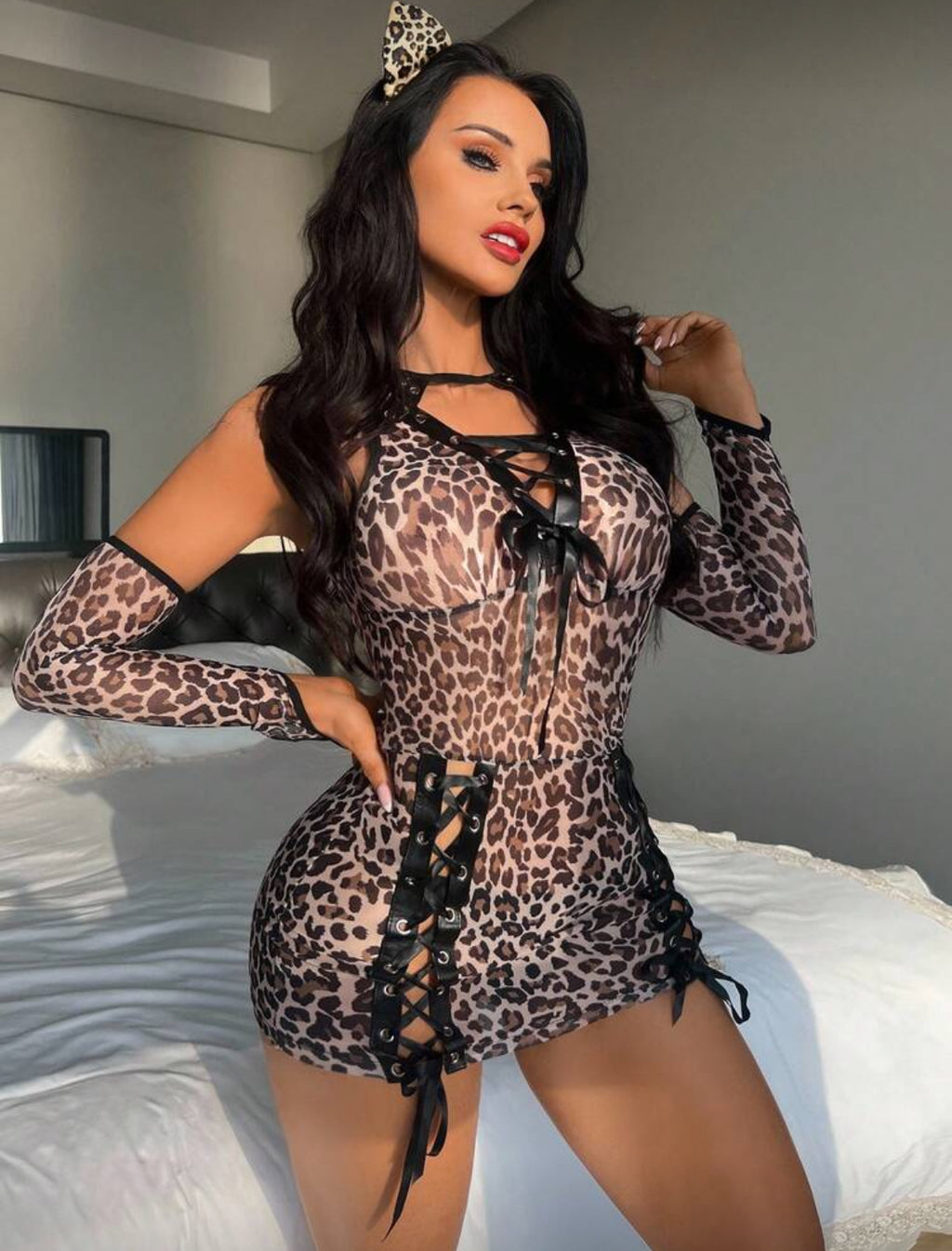 “Kitty Fantasy” Costume 4pcs Women's Sexy Leopard Print Costume Set