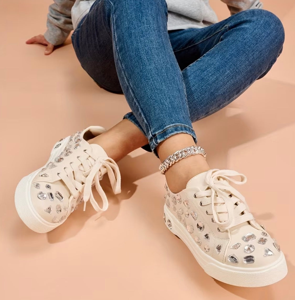 Women's Rhinestone Embellished Lace-Up Low Top Platform Non-Slip Sneakers