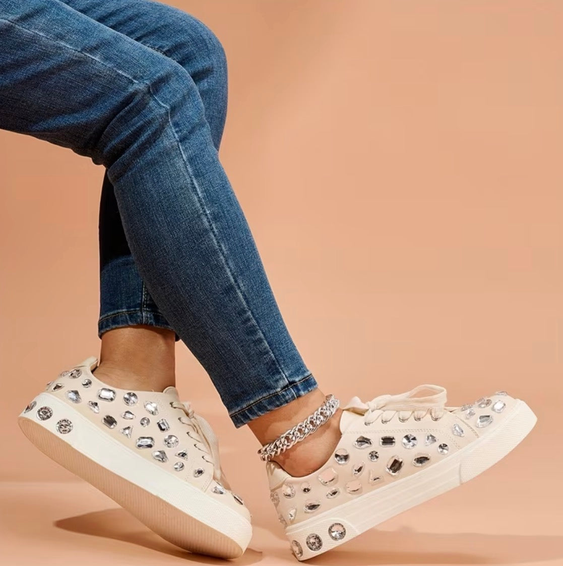 Women's Rhinestone Embellished Lace-Up Low Top Platform Non-Slip Sneakers
