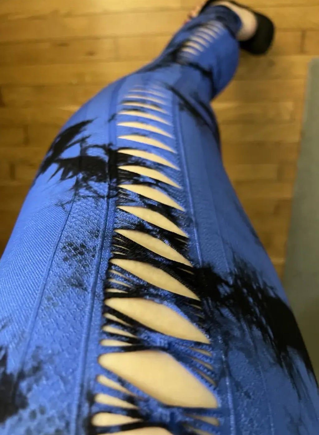 Women's High-Waisted Hollow-Out Tummy Control Yoga Pants | Seamless All-Season 