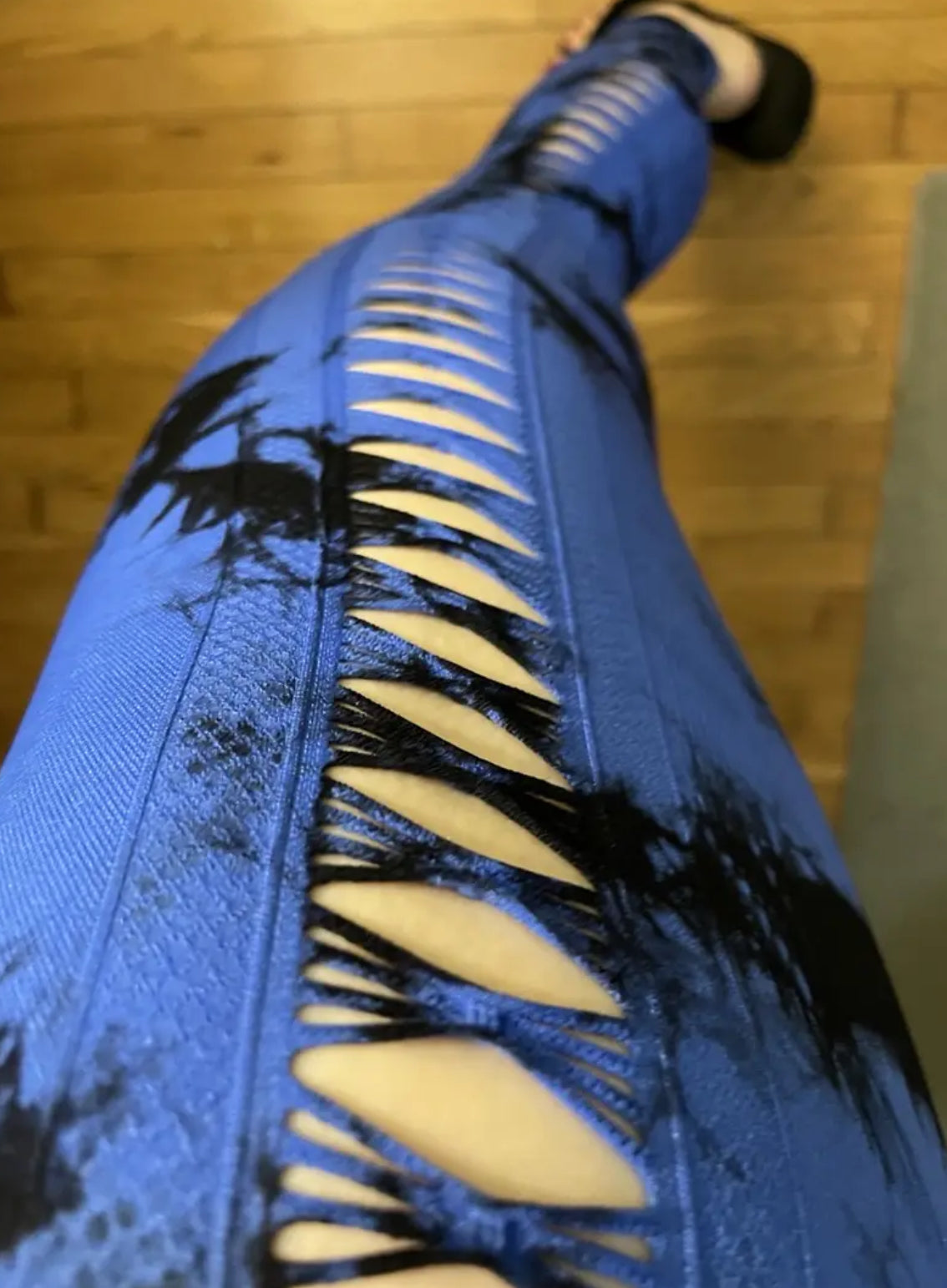 Women's High-Waisted Hollow-Out Tummy Control Yoga Pants | Seamless All-Season 