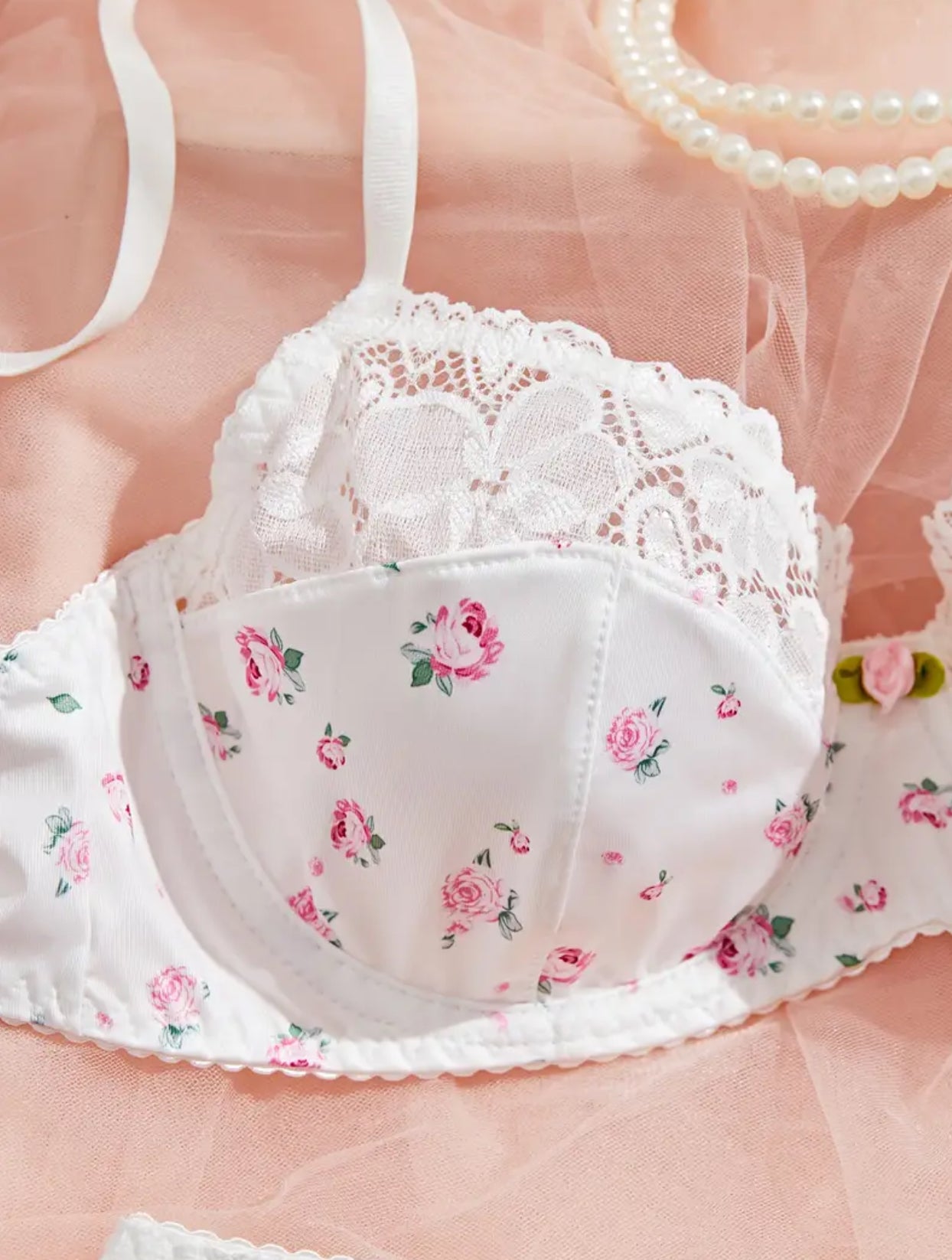 French Style Floral Lingerie Set with Steel Underwire Contrast Lace Trim