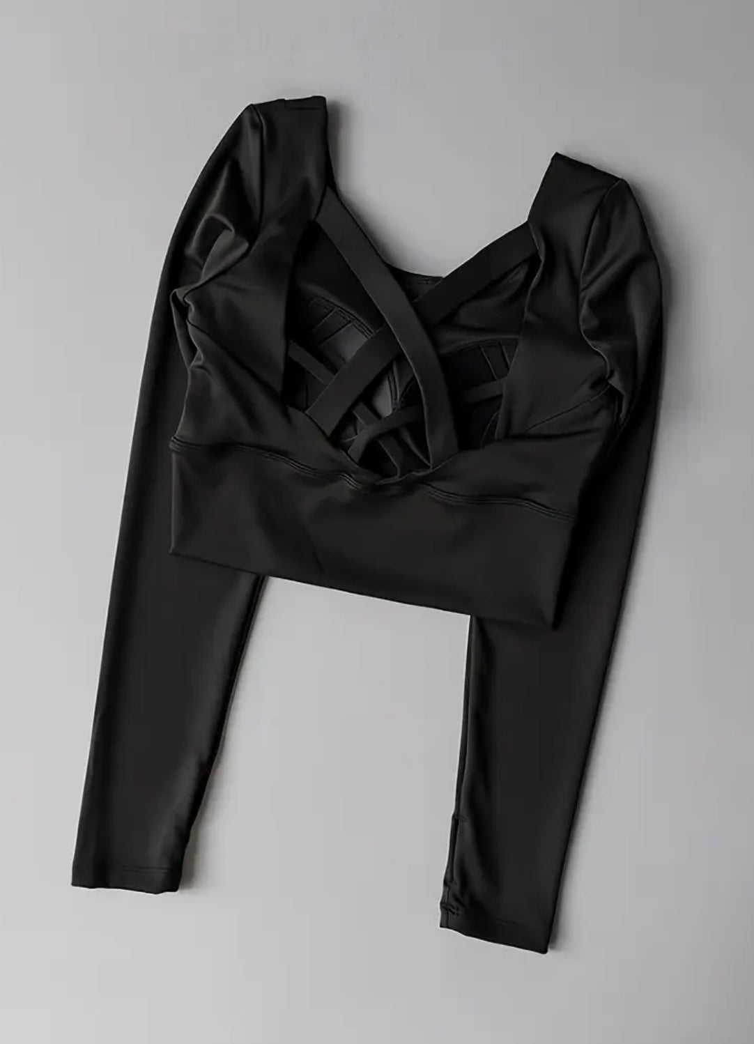 Yoga Sports Bra with Built-in Pads | Long Sleeve Back Crisscross Strap Design