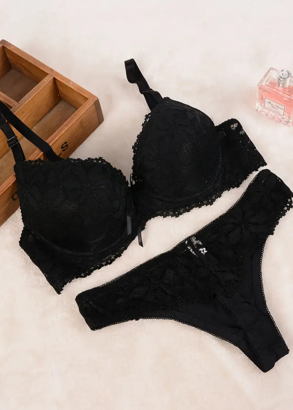 Intricate Luxury Floral Design Non-See-Through Push-Up Bra & Matching Thong Set