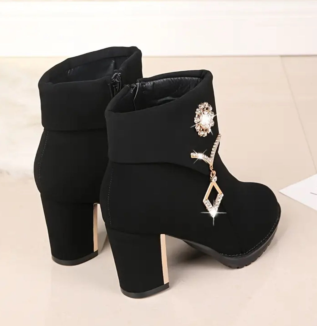 Women’s Round-Toe Chunky-Heeled Ankle Boots with Rhinestone  Pendants +Side Zipper Design