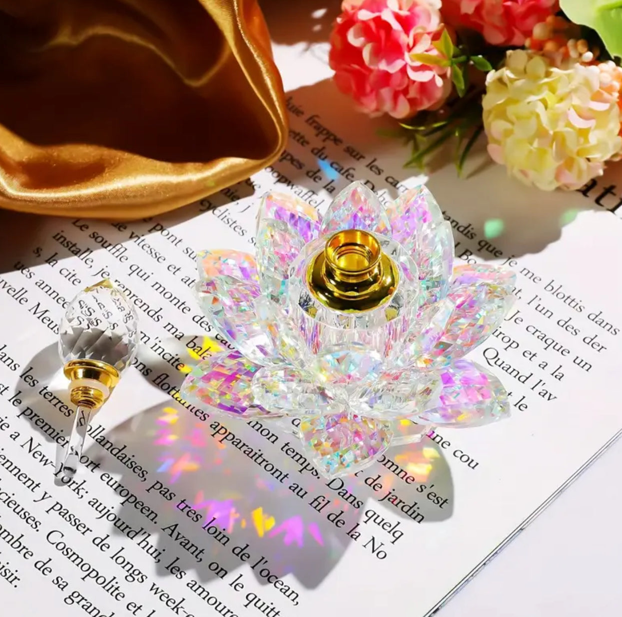 Crystal 1pc Elegant Lotus-Shaped Crystal Glass Perfume Bottle | Decorative Tabletop Ornament