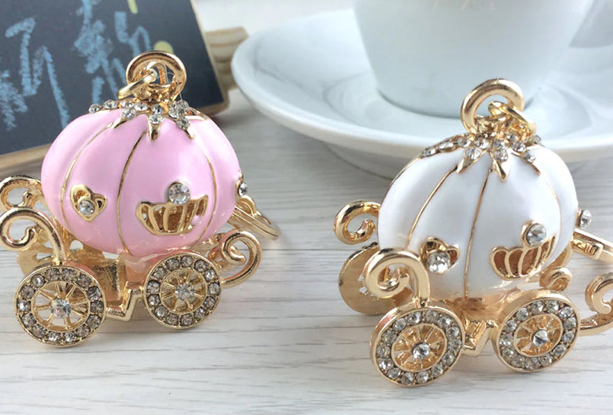 “Cinderella” Enchanting Diamond Inlaid Pumpkin Carriage Pendant with Number Plate Keychain