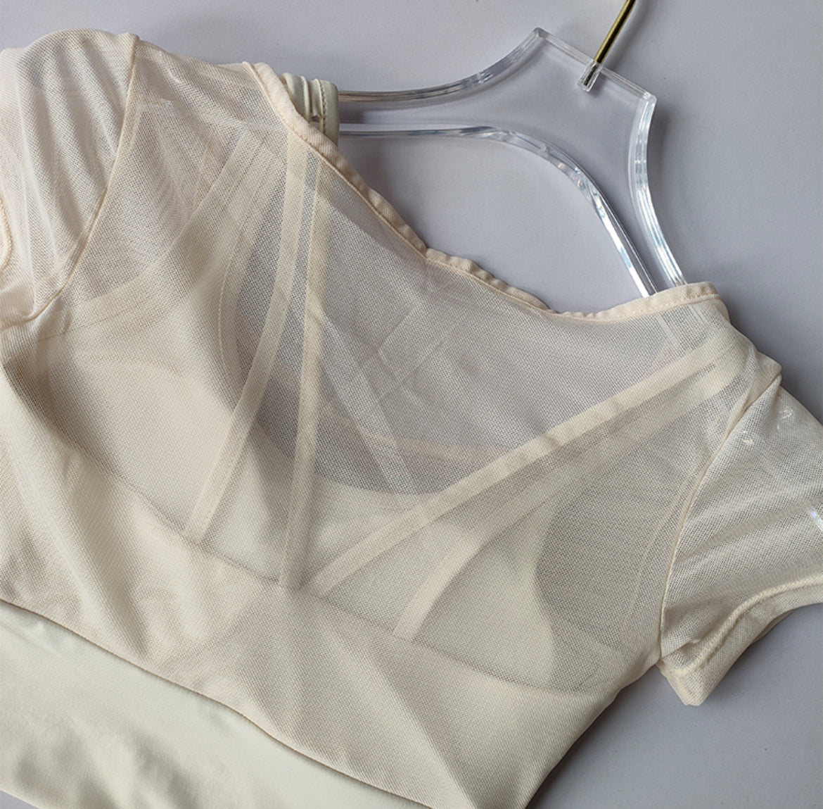 Yoga| Pilates Training Fitness Crop Top, Lightweight Chest Cushion Quick Drying