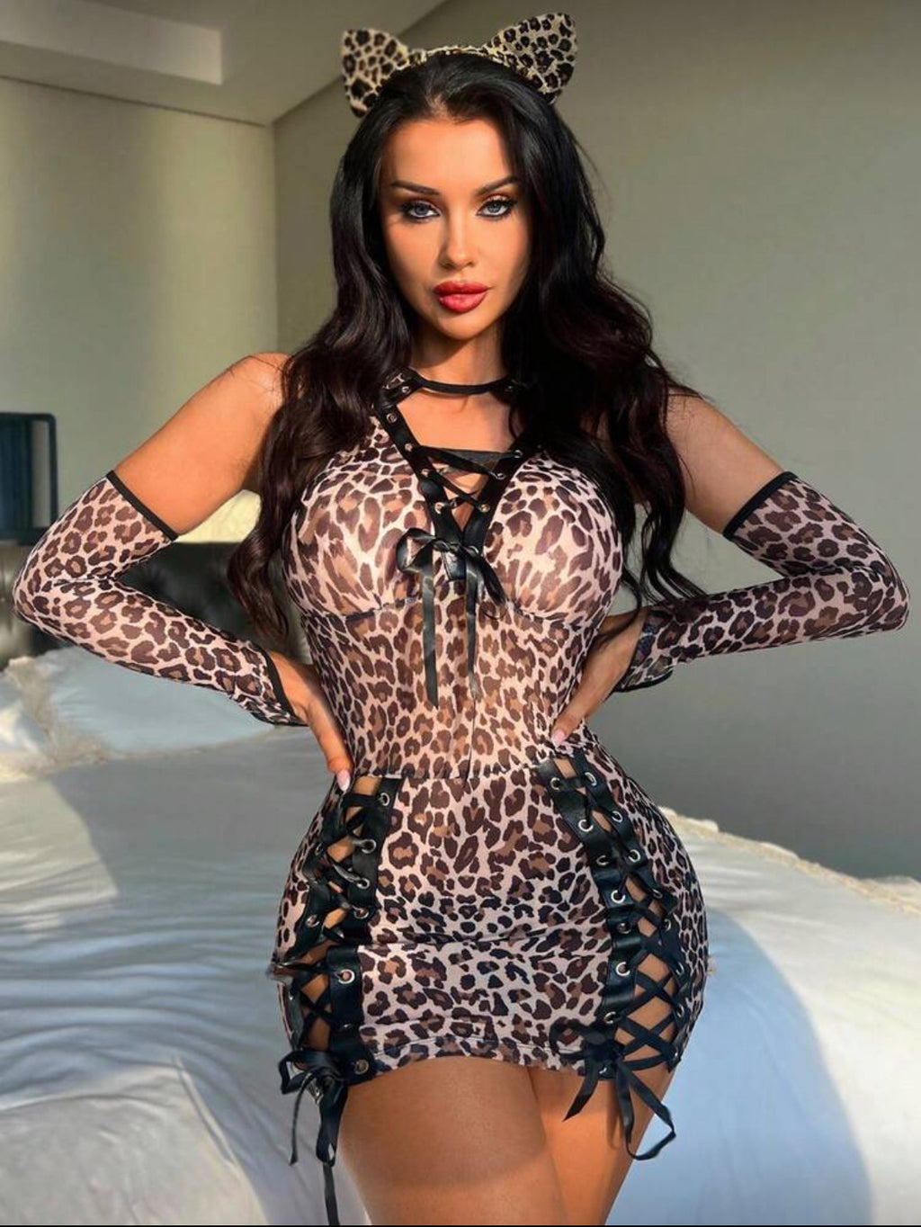 “Kitty Fantasy” Costume 4pcs Women's Sexy Leopard Print Costume Set