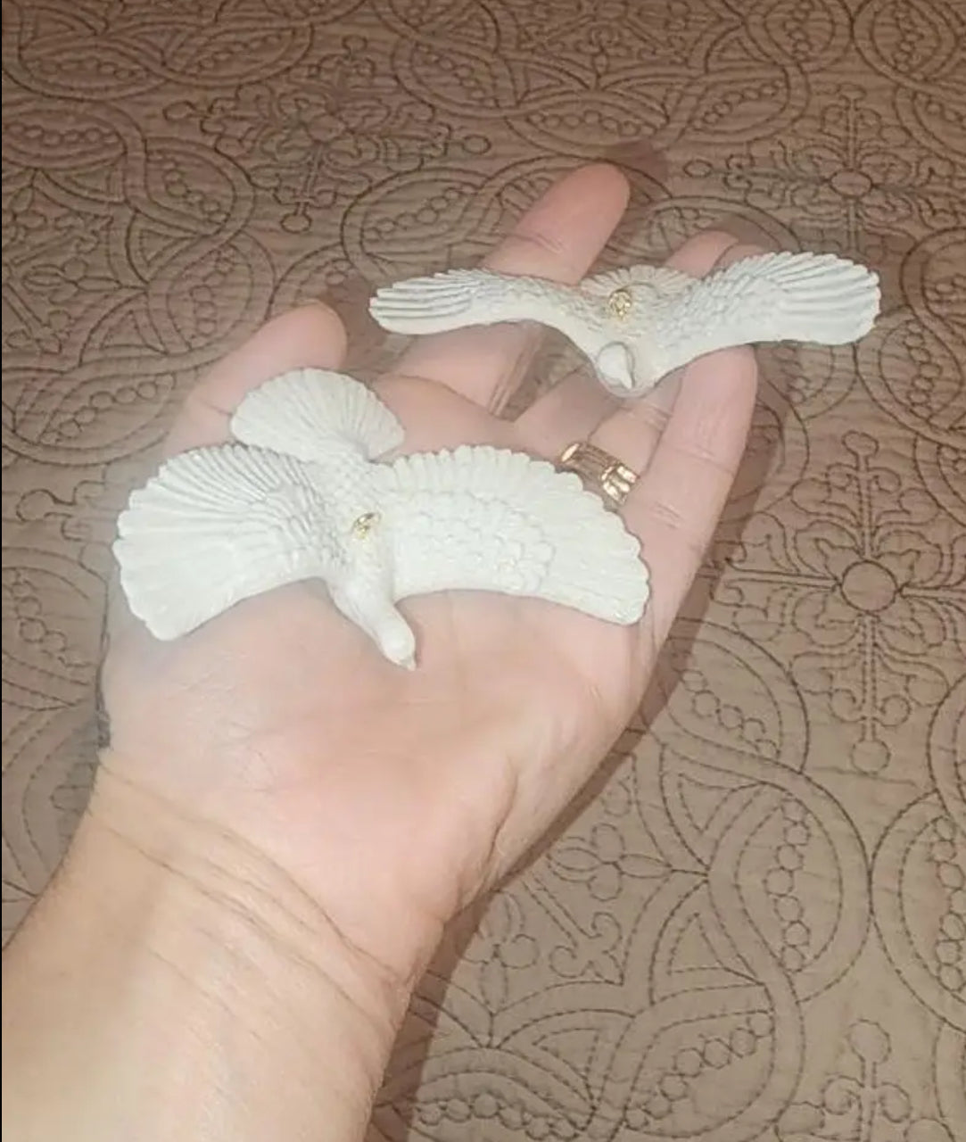 “Home Alone Doves” Resin/2pcs Charming Dove Ornaments/Peace Doves/ Decoration for All Occasions