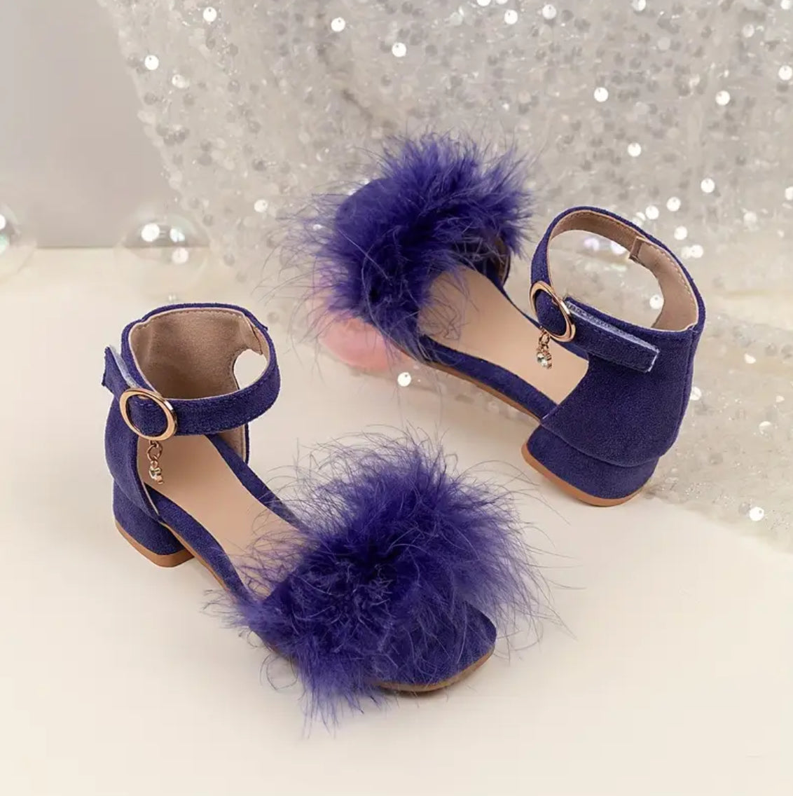 Girls' Fashion Mid-Top Buckle Strap Fluffy Faux Fur Sandals